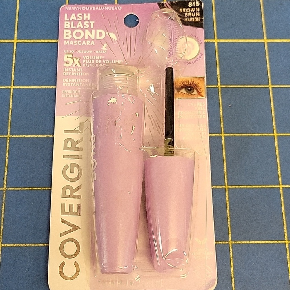 CoverGirl Lash Blast Bond Mascara 815 Brown New Sealed Package 13.1ml